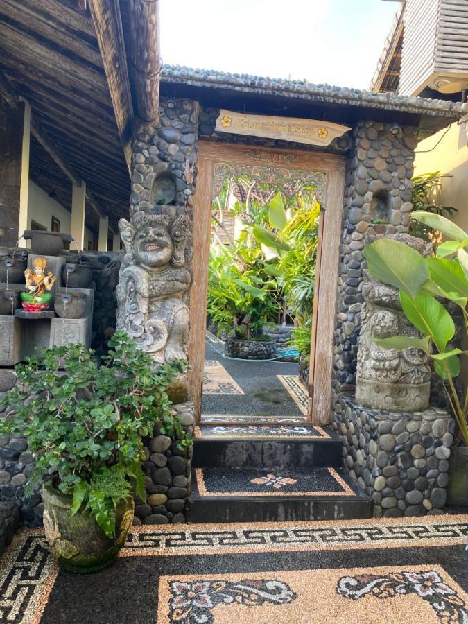 Krisna Homestay Canggu  Exterior photo